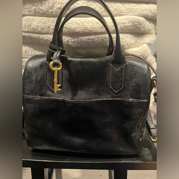 Fossil Satchel - Picture 1 of 3